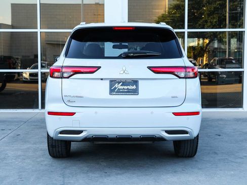 Used 2023 Mitsubishi Outlander SEL FWD image 10