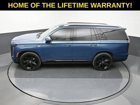 Used 2025 Cadillac Escalade Sport Platinum w/ LPO, Floor Liner Package AWD/4WD image 80