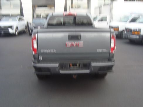 Used 2020 GMC Canyon Denali image 5