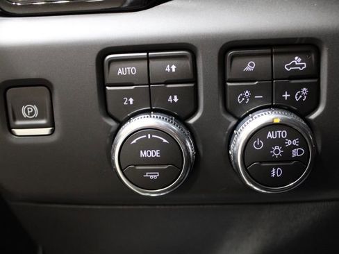 New 2026 GMC Sierra 1500 AT4X image 43