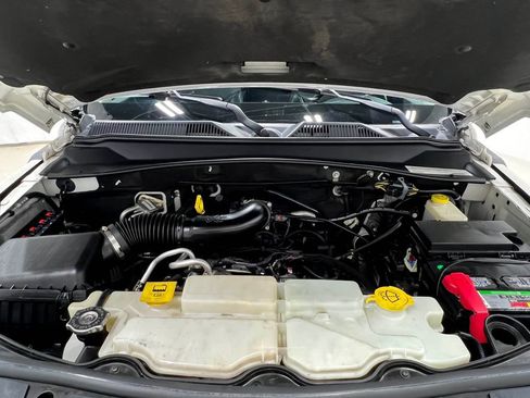 Used 2012 Jeep Liberty Sport AWD/4WD image 26