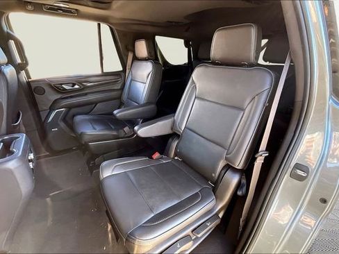 Used 2021 GMC Yukon Denali w/ Denali Premium Package image 16