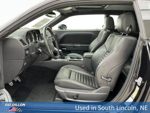 Used 2010 Dodge Challenger R/T image 16