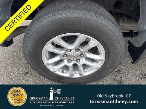 Used 2024 Chevrolet Silverado 1500 LT AWD/4WD image 30