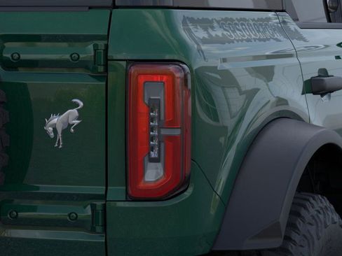 New 2025 Ford Bronco Badlands w/ Sasquatch Package image 23