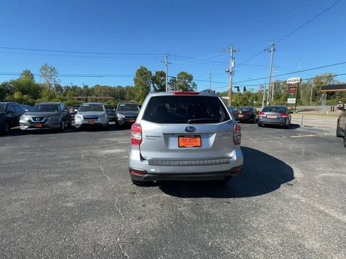 Used 2015 Subaru Forester 2.5i Premium w/ All-Weather Package image 7