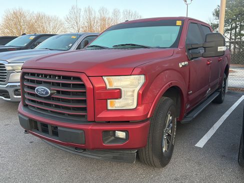 Used 2016 Ford F150 XLT w/ Equipment Group 302A Luxury image 2