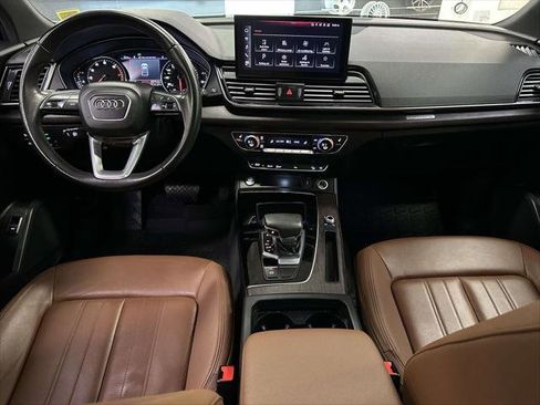 Used 2023 Audi Q5 2.0T Premium w/ Convenience Package image 12