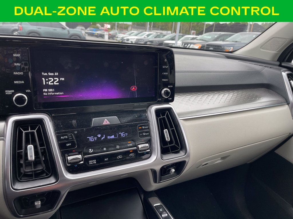 Used 2023 Kia Sorento EX AWD/4WD image 14