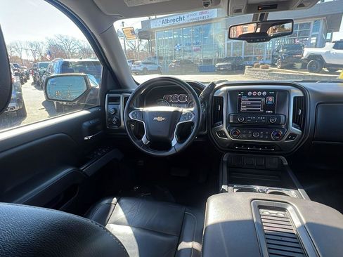 Used 2018 Chevrolet Silverado 1500 LTZ Z71 image 27