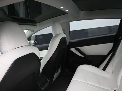 Used 2021 Tesla Model 3 Long Range image 20