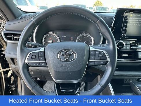 Used 2022 Toyota Highlander XSE image 9
