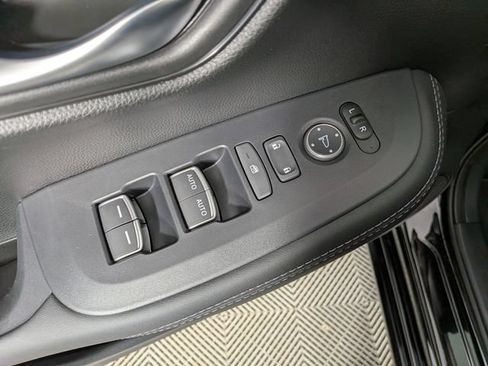 New 2027 Honda HR-V EX-L image 13