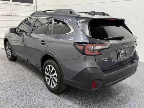 Used 2022 Subaru Outback Premium AWD/4WD image 4