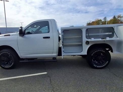 Used 2025 RAM 3500 Tradesman image 5