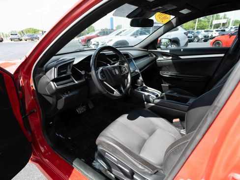 Used 2020 Honda Civic Sport image 8
