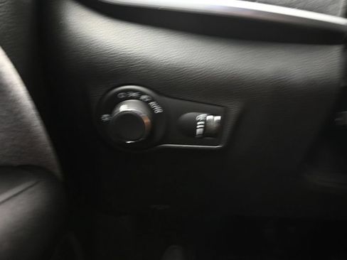 Used 2024 Jeep Compass Sport AWD/4WD image 27
