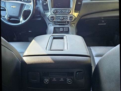 Used 2019 Chevrolet Tahoe LT image 39