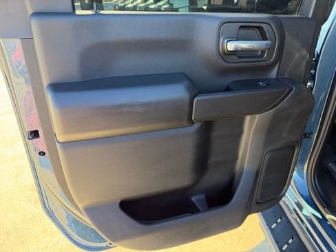Used 2025 Chevrolet Silverado 2500 Custom w/ Custom Value Package image 14