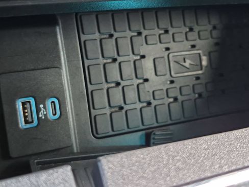Used 2022 Ford Expedition XLT RWD image 30