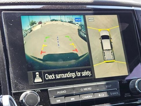 Used 2021 Nissan Titan PRO-4X w/ Pro-4x Convenience Package image 14