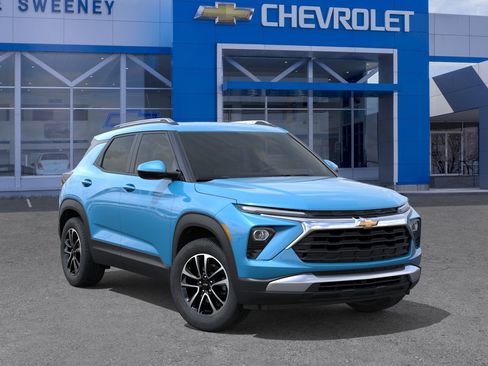 New 2026 Chevrolet TrailBlazer LT w/ Driver Confidence Package FWD image 7