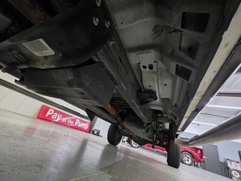 Used 2000 Ford F350 XLT image 33