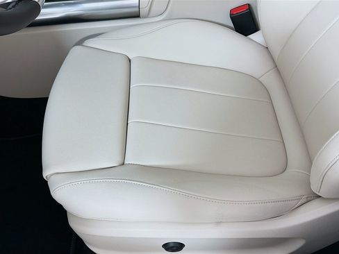 New 2026 Mercedes-Benz GLA 250 image 19