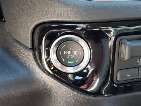 New 2026 GMC Sierra 1500 SLT w/ SLT Premium Package image 26