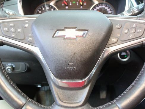 Used 2022 Chevrolet Equinox LT image 21