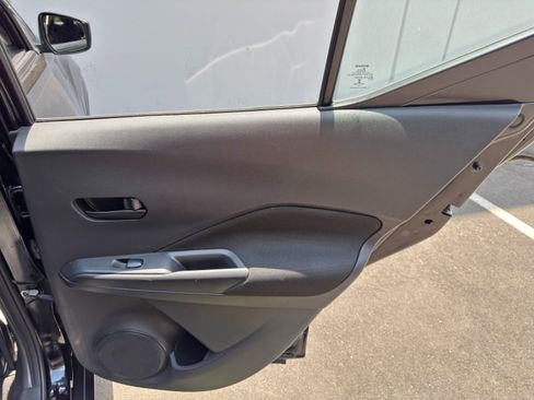Used 2021 Nissan Kicks S FWD image 36
