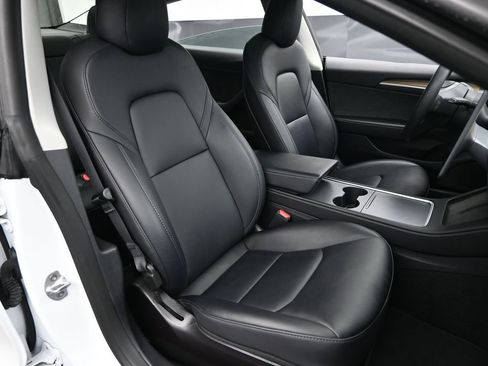 Used 2023 Tesla Model 3 Performance image 34