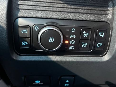 Used 2026 Ford F250 Lariat w/ Tremor Off-Road Package AWD/4WD image 17