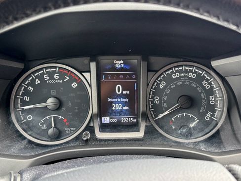 Used 2023 Toyota Tacoma TRD Off-Road image 27