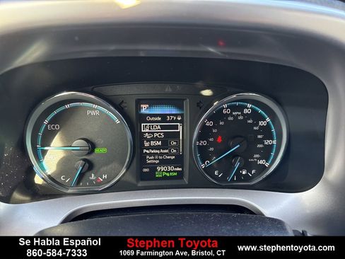 Used 2018 Toyota RAV4 Limited image 15