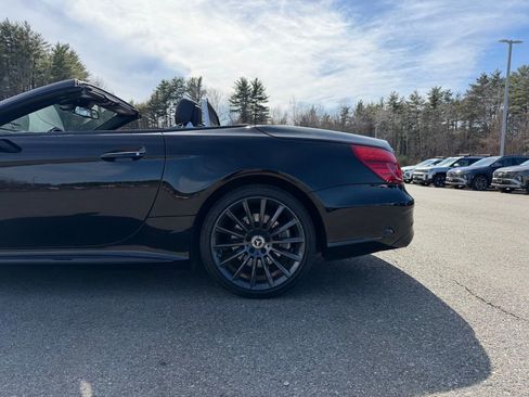 Used 2017 Mercedes-Benz SL 550 image 9