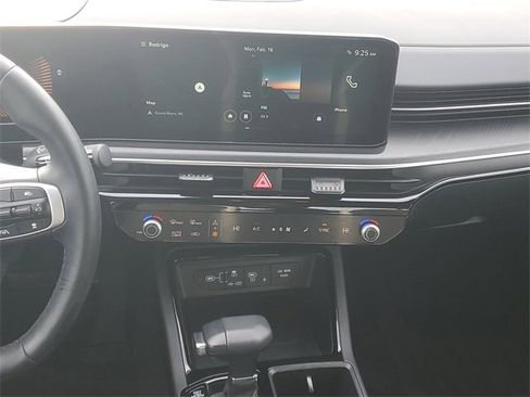 Certified 2025 Kia K5 GT-Line image 13