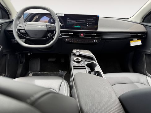 New 2026 Kia EV6 Wind RWD image 15