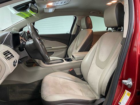 Used 2014 Chevrolet Volt Premium w/ Premium Trim Package image 17