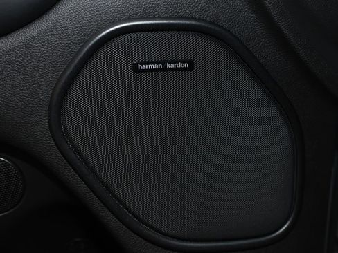 Used 2021 Dodge Durango SRT w/ Premium Interior Group image 28