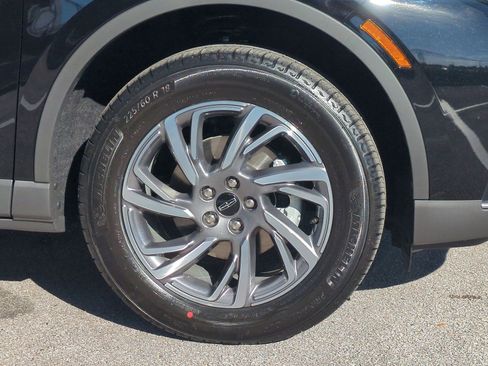 New 2026 Lincoln Corsair Premiere image 11