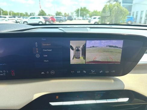 Used 2026 Buick Enclave Preferred w/ Power Package AWD/4WD image 15