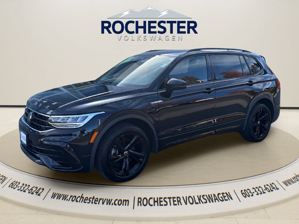 Used 2023 Volkswagen Tiguan SE R-Line AWD/4WD image 2