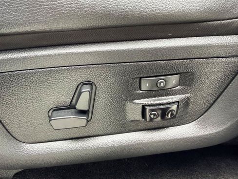 Used 2017 RAM 2500 Laramie w/ Sport Appearance Group AWD/4WD image 30