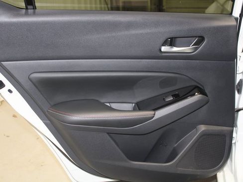 Used 2024 Nissan Altima 2.5 SR w/ SR Premium Package image 16