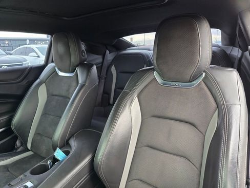 Used 2017 Chevrolet Camaro SS image 18
