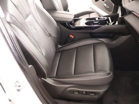 Used 2024 Buick Envision Avenir AWD/4WD image 14
