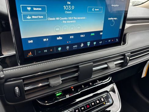 New 2026 Lincoln Corsair Grand Touring AWD/4WD image 21