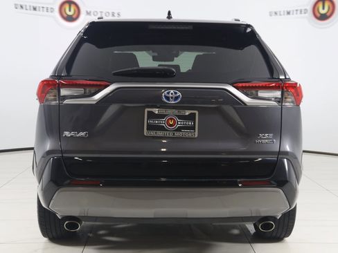 Used 2021 Toyota RAV4 XSE image 42