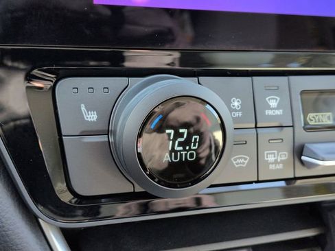 New 2026 Toyota Grand Highlander XLE image 21